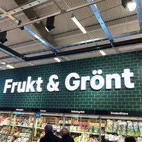 Informationsskylt i frigolit