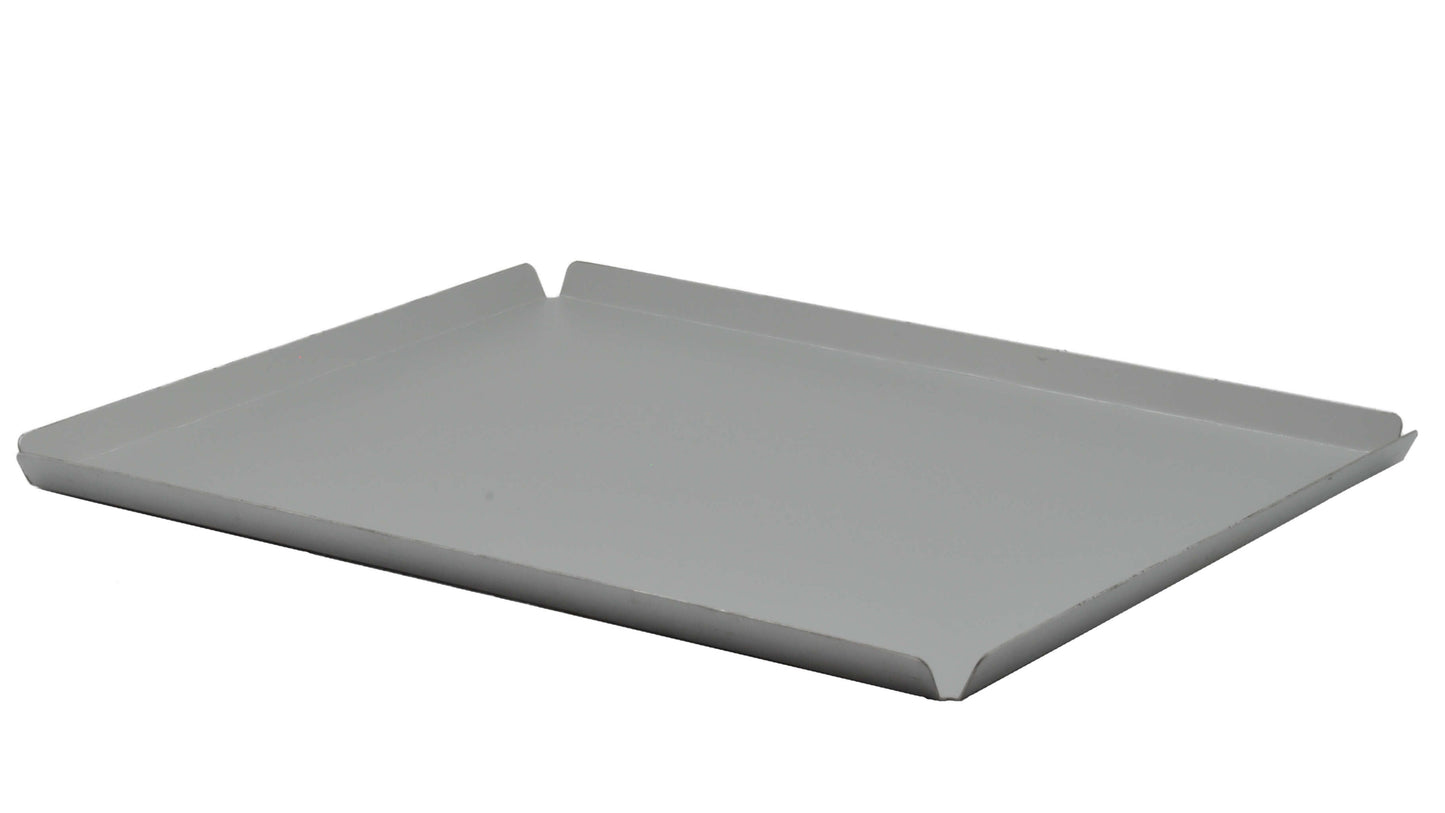 Stor metallbricka för servering i minimalistisk stil