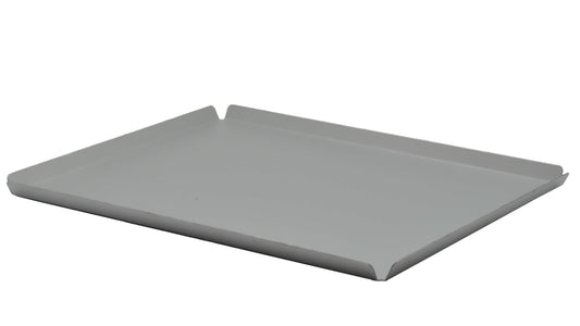 Stor metallbricka för servering i minimalistisk stil